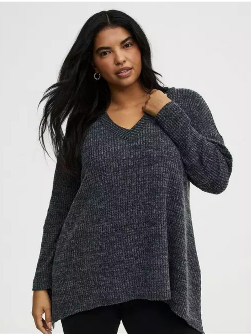 NWT Torrid Gray Marled Brushed Waffle Knit Sharkbite Hem V-Neck Top - Size 1X